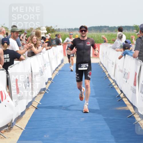 22.06.2025 - Viking Triathlon MichiJ http://msf.ph/oto/8115666 22.06.2025 14:55:35 Ziel 30, 388 meine-sportfotos.de