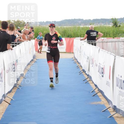 22.06.2025 - Viking Triathlon MichiJ http://msf.ph/oto/8115671 22.06.2025 16:26:43 Ziel 379 meine-sportfotos.de