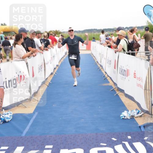 22.06.2025 - Viking Triathlon MichiJ http://msf.ph/oto/8115683 22.06.2025 15:05:48 Ziel 491, 492 meine-sportfotos.de