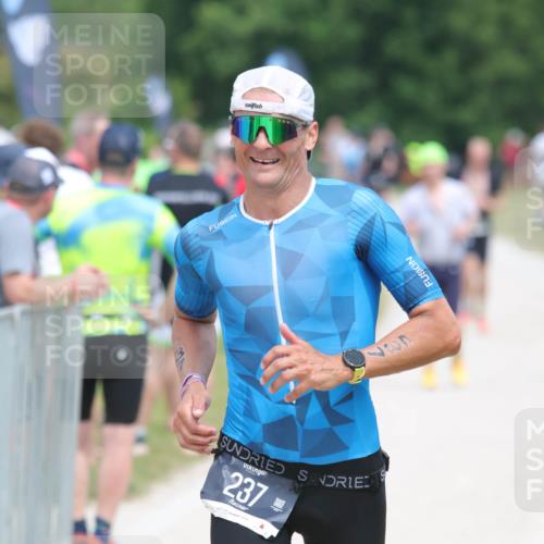 22.06.2025 - Viking Triathlon H.Heesch http://msf.ph/oto/8115693 22.06.2025 14:53:59 Laufen 237 meine-sportfotos.de
