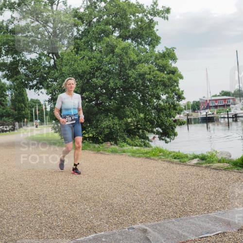 22.06.2025 - Viking Triathlon KatJ http://msf.ph/oto/8115717 22.06.2025 16:55:25 Laufen 498 meine-sportfotos.de