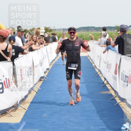 22.06.2025 - Viking Triathlon MichiJ http://msf.ph/oto/8115726 22.06.2025 14:55:36 Ziel 30, 388 meine-sportfotos.de