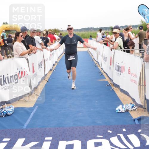 22.06.2025 - Viking Triathlon MichiJ http://msf.ph/oto/8115740 22.06.2025 15:05:49 Ziel 491, 492 meine-sportfotos.de