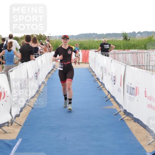 22.06.2025 - Viking Triathlon MichiJ http://msf.ph/oto/8115789 22.06.2025 16:26:44 Ziel 379 meine-sportfotos.de