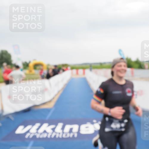 22.06.2025 - Viking Triathlon MichiJ http://msf.ph/oto/8115834 22.06.2025 16:47:57 Ziel 476 meine-sportfotos.de