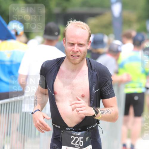 22.06.2025 - Viking Triathlon H.Heesch http://msf.ph/oto/8115871 22.06.2025 14:54:16 Laufen 225, 270, 448 meine-sportfotos.de