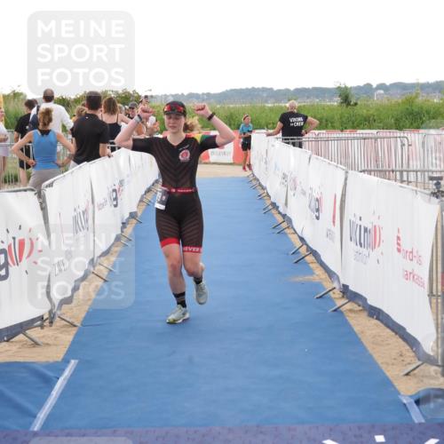 22.06.2025 - Viking Triathlon MichiJ http://msf.ph/oto/8115878 22.06.2025 16:26:45 Ziel 379 meine-sportfotos.de