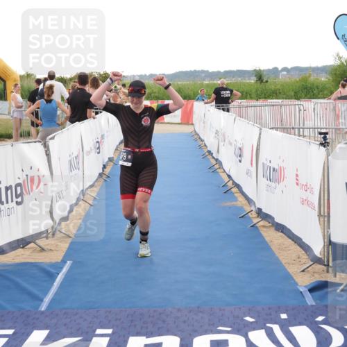 22.06.2025 - Viking Triathlon MichiJ http://msf.ph/oto/8115915 22.06.2025 16:26:45 Ziel 379 meine-sportfotos.de