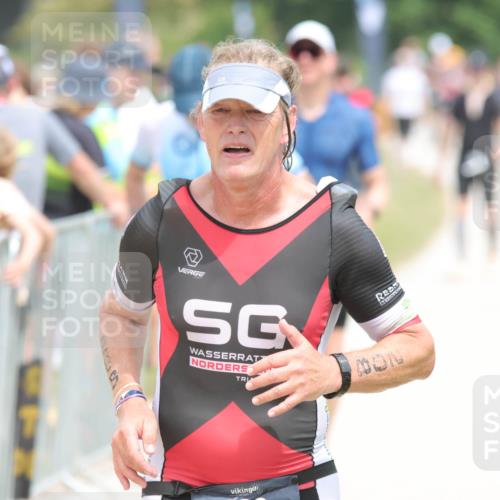 22.06.2025 - Viking Triathlon H.Heesch http://msf.ph/oto/8115920 22.06.2025 14:54:45 Laufen 26, 208, 344 meine-sportfotos.de