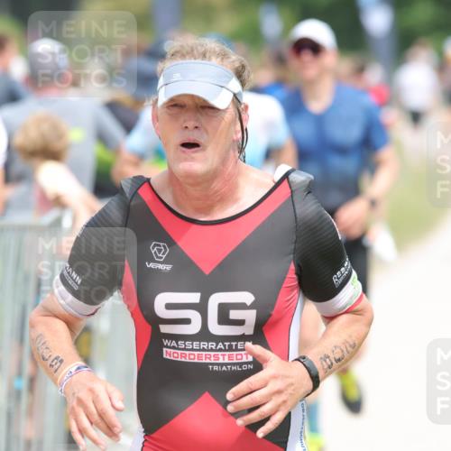 22.06.2025 - Viking Triathlon H.Heesch http://msf.ph/oto/8115939 22.06.2025 14:54:45 Laufen 26, 208, 344 meine-sportfotos.de