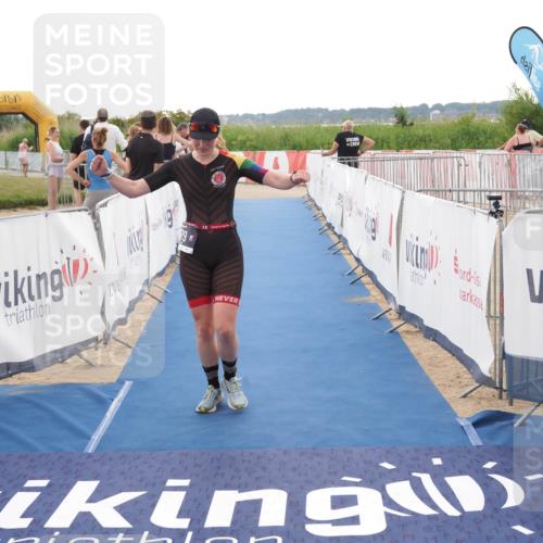 22.06.2025 - Viking Triathlon MichiJ http://msf.ph/oto/8115991 22.06.2025 16:26:46 Ziel 379 meine-sportfotos.de
