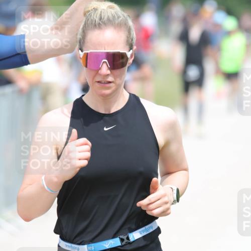 22.06.2025 - Viking Triathlon H.Heesch http://msf.ph/oto/8115997 22.06.2025 14:54:49 Laufen 26, 208, 278, 344 meine-sportfotos.de