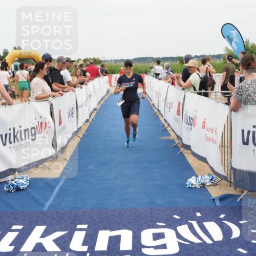 22.06.2025 - Viking Triathlon MichiJ http://msf.ph/oto/8116002 22.06.2025 15:06:01 Ziel 301 meine-sportfotos.de