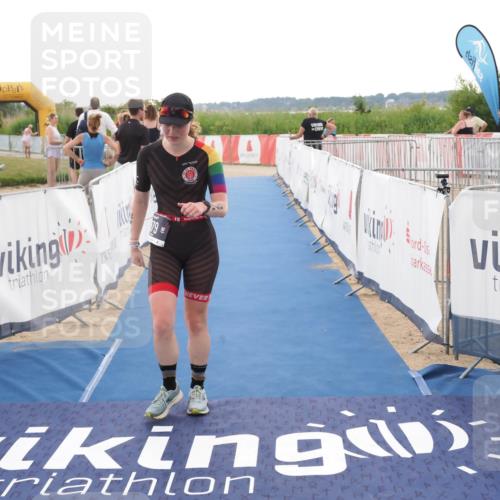 22.06.2025 - Viking Triathlon MichiJ http://msf.ph/oto/8116038 22.06.2025 16:26:46 Ziel 379 meine-sportfotos.de