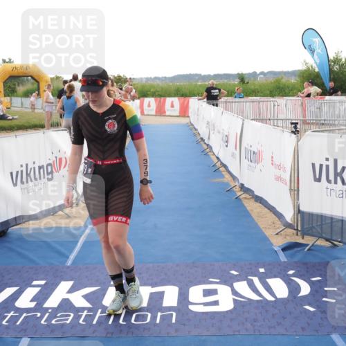 22.06.2025 - Viking Triathlon MichiJ http://msf.ph/oto/8116095 22.06.2025 16:26:47 Ziel 379 meine-sportfotos.de