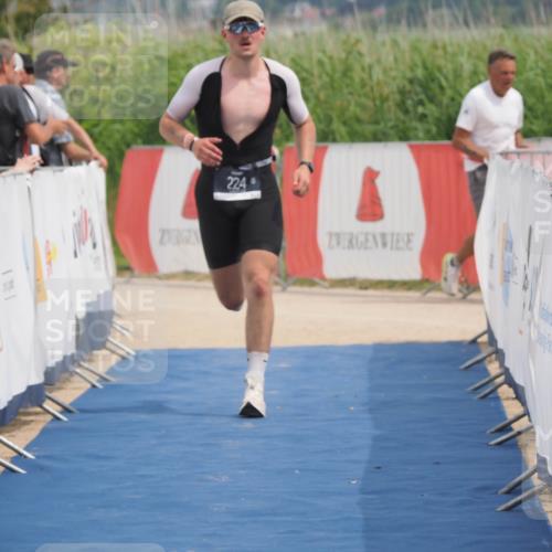22.06.2025 - Viking Triathlon MichiJ http://msf.ph/oto/8116101 22.06.2025 14:56:04 Ziel 224 meine-sportfotos.de