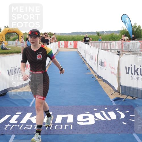 22.06.2025 - Viking Triathlon MichiJ http://msf.ph/oto/8116122 22.06.2025 16:26:47 Ziel 379 meine-sportfotos.de