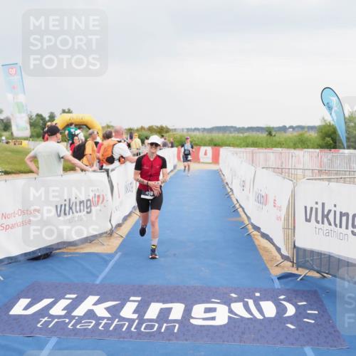 22.06.2025 - Viking Triathlon MichiJ http://msf.ph/oto/8116129 22.06.2025 16:49:56 Ziel 477, 499 meine-sportfotos.de
