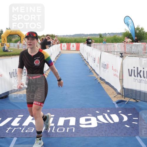 22.06.2025 - Viking Triathlon MichiJ http://msf.ph/oto/8116137 22.06.2025 16:26:47 Ziel 379 meine-sportfotos.de