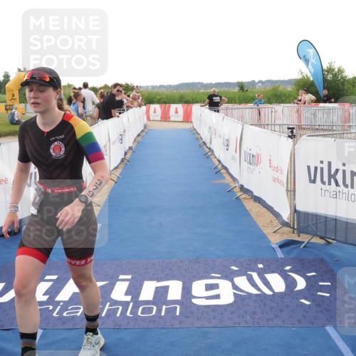 22.06.2025 - Viking Triathlon MichiJ http://msf.ph/oto/8116161 22.06.2025 16:26:47 Ziel 379 meine-sportfotos.de