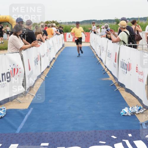 22.06.2025 - Viking Triathlon MichiJ http://msf.ph/oto/8116162 22.06.2025 15:06:35 Ziel  meine-sportfotos.de