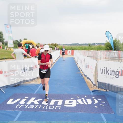 22.06.2025 - Viking Triathlon MichiJ http://msf.ph/oto/8116174 22.06.2025 16:49:56 Ziel 477, 499 meine-sportfotos.de