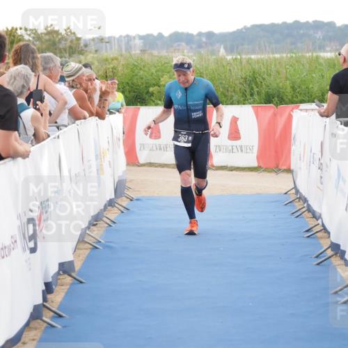 22.06.2025 - Viking Triathlon MichiJ http://msf.ph/oto/8116188 22.06.2025 16:27:19 Ziel 363 meine-sportfotos.de