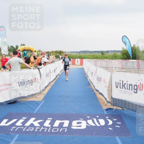 22.06.2025 - Viking Triathlon MichiJ http://msf.ph/oto/8116198 22.06.2025 16:49:58 Ziel 477, 499 meine-sportfotos.de