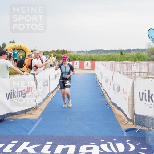 22.06.2025 - Viking Triathlon MichiJ http://msf.ph/oto/8116224 22.06.2025 16:50:00 Ziel 477, 499 meine-sportfotos.de
