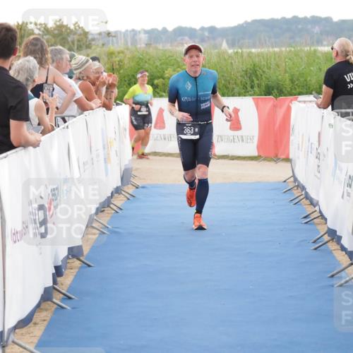 22.06.2025 - Viking Triathlon MichiJ http://msf.ph/oto/8116230 22.06.2025 16:27:20 Ziel 363 meine-sportfotos.de