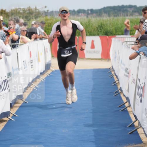 22.06.2025 - Viking Triathlon MichiJ http://msf.ph/oto/8116240 22.06.2025 14:56:05 Ziel 224 meine-sportfotos.de