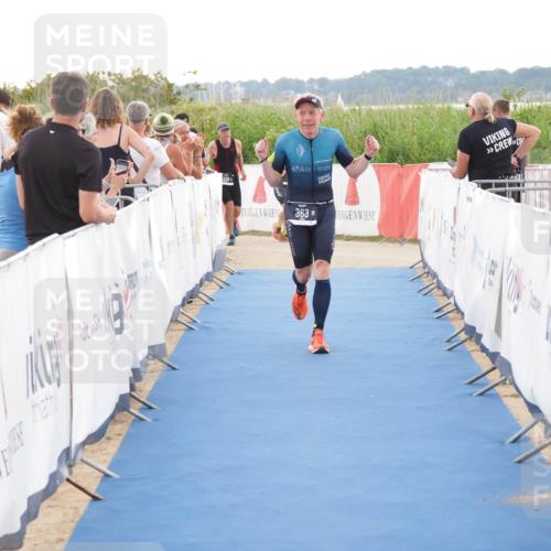 22.06.2025 - Viking Triathlon MichiJ http://msf.ph/oto/8116308 22.06.2025 16:27:20 Ziel 363 meine-sportfotos.de