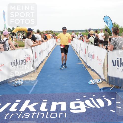 22.06.2025 - Viking Triathlon MichiJ http://msf.ph/oto/8116342 22.06.2025 15:06:37 Ziel  meine-sportfotos.de