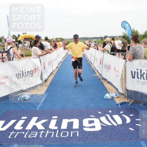 22.06.2025 - Viking Triathlon MichiJ http://msf.ph/oto/8116356 22.06.2025 15:06:37 Ziel  meine-sportfotos.de