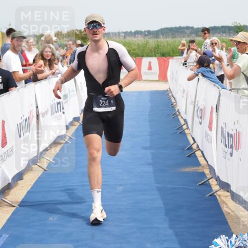 22.06.2025 - Viking Triathlon MichiJ http://msf.ph/oto/8116373 22.06.2025 14:56:07 Ziel 224 meine-sportfotos.de