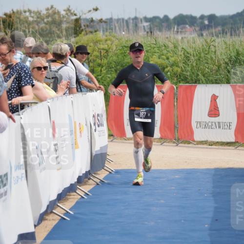 22.06.2025 - Viking Triathlon MichiJ http://msf.ph/oto/8116499 22.06.2025 14:56:13 Ziel 167 meine-sportfotos.de