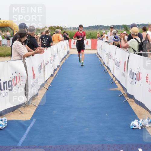 22.06.2025 - Viking Triathlon MichiJ http://msf.ph/oto/8116502 22.06.2025 15:06:56 Ziel 429 meine-sportfotos.de