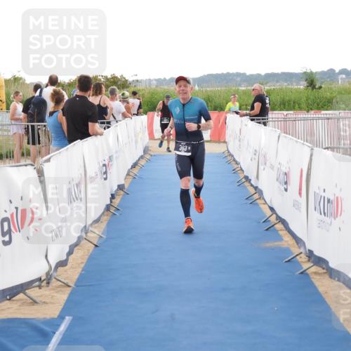 22.06.2025 - Viking Triathlon MichiJ http://msf.ph/oto/8116516 22.06.2025 16:27:22 Ziel 308, 363 meine-sportfotos.de
