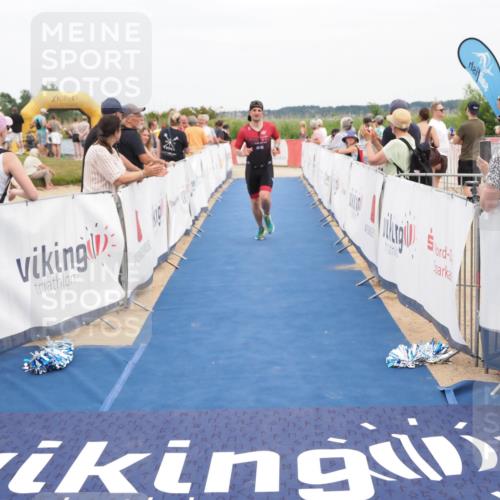22.06.2025 - Viking Triathlon MichiJ http://msf.ph/oto/8116608 22.06.2025 15:06:58 Ziel 429 meine-sportfotos.de