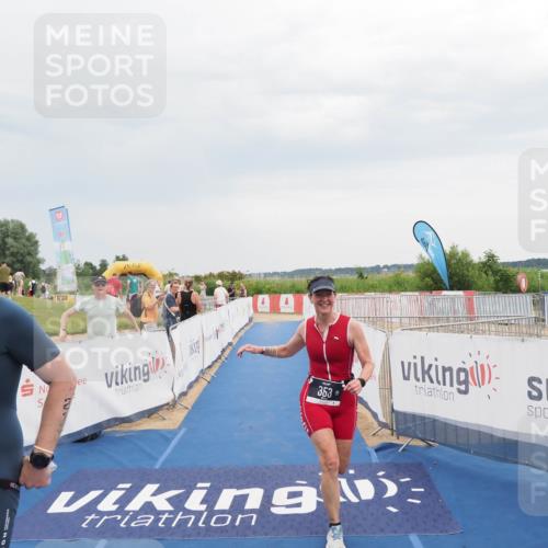 22.06.2025 - Viking Triathlon MichiJ http://msf.ph/oto/8116638 22.06.2025 16:50:58 Ziel 213, 353 meine-sportfotos.de