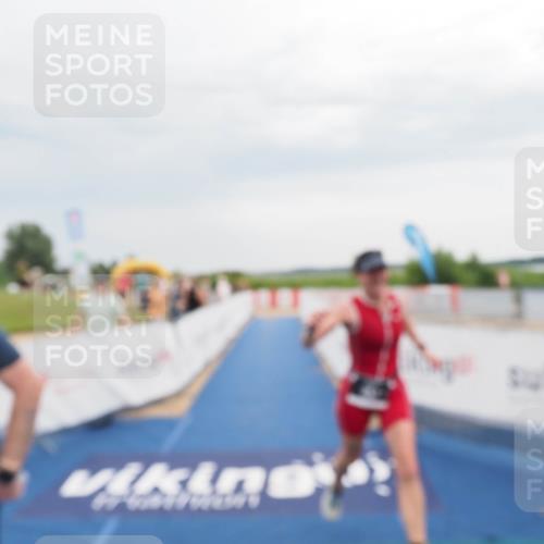 22.06.2025 - Viking Triathlon MichiJ http://msf.ph/oto/8116661 22.06.2025 16:50:58 Ziel 213, 353 meine-sportfotos.de