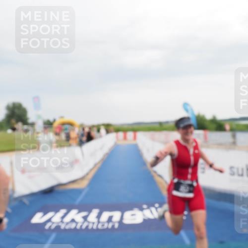 22.06.2025 - Viking Triathlon MichiJ http://msf.ph/oto/8116669 22.06.2025 16:50:58 Ziel 213, 353 meine-sportfotos.de
