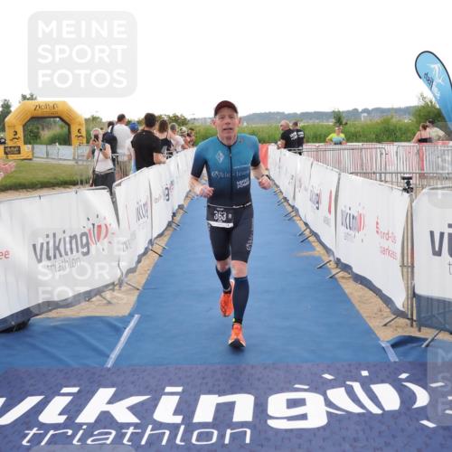 22.06.2025 - Viking Triathlon MichiJ http://msf.ph/oto/8116680 22.06.2025 16:27:24 Ziel 308, 363 meine-sportfotos.de