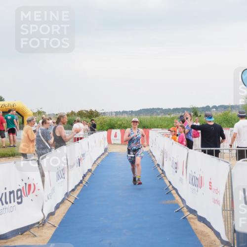 22.06.2025 - Viking Triathlon MichiJ http://msf.ph/oto/8116729 22.06.2025 16:51:55 Ziel 192 meine-sportfotos.de