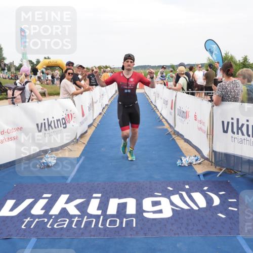 22.06.2025 - Viking Triathlon MichiJ http://msf.ph/oto/8116773 22.06.2025 15:07:00 Ziel 117, 429 meine-sportfotos.de