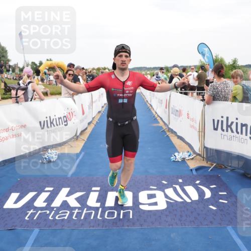 22.06.2025 - Viking Triathlon MichiJ http://msf.ph/oto/8116849 22.06.2025 15:07:00 Ziel 117, 429 meine-sportfotos.de