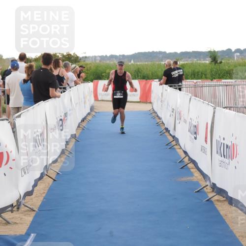 22.06.2025 - Viking Triathlon MichiJ http://msf.ph/oto/8116850 22.06.2025 16:27:26 Ziel 308, 363 meine-sportfotos.de
