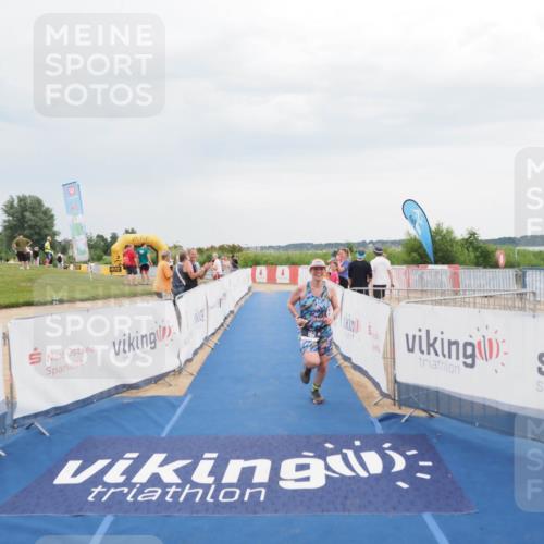 22.06.2025 - Viking Triathlon MichiJ http://msf.ph/oto/8116868 22.06.2025 16:51:57 Ziel 192 meine-sportfotos.de