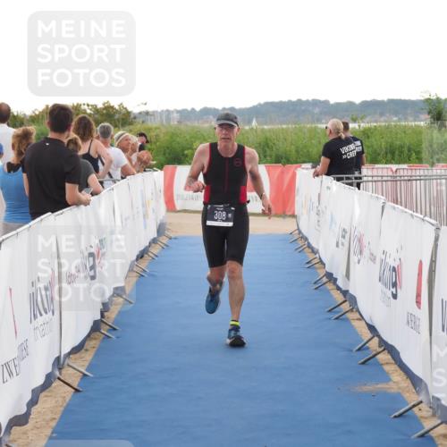 22.06.2025 - Viking Triathlon MichiJ http://msf.ph/oto/8116983 22.06.2025 16:27:27 Ziel 308, 363 meine-sportfotos.de