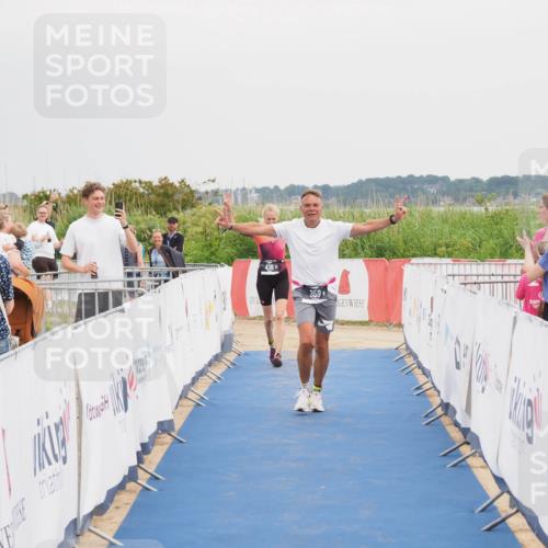 22.06.2025 - Viking Triathlon MichiJ http://msf.ph/oto/8117029 22.06.2025 16:53:32 Ziel 359, 436 meine-sportfotos.de